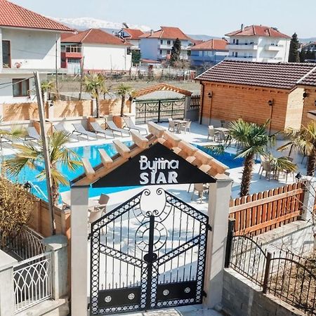 Bujtina Siar Hotel โปกราเดซ ภายนอก รูปภาพ