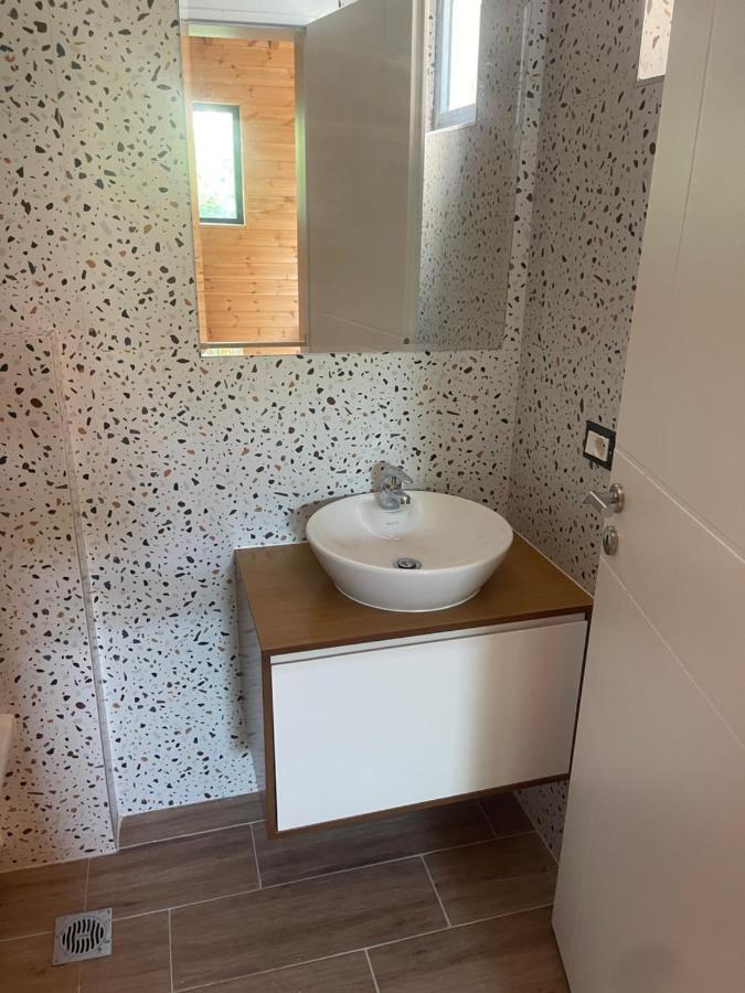 Bujtina Siar Hotel โปกราเดซ ภายนอก รูปภาพ