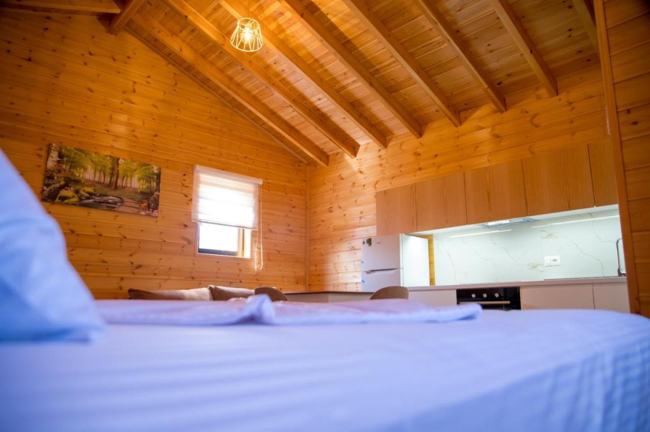 Bujtina Siar Hotel โปกราเดซ ภายนอก รูปภาพ